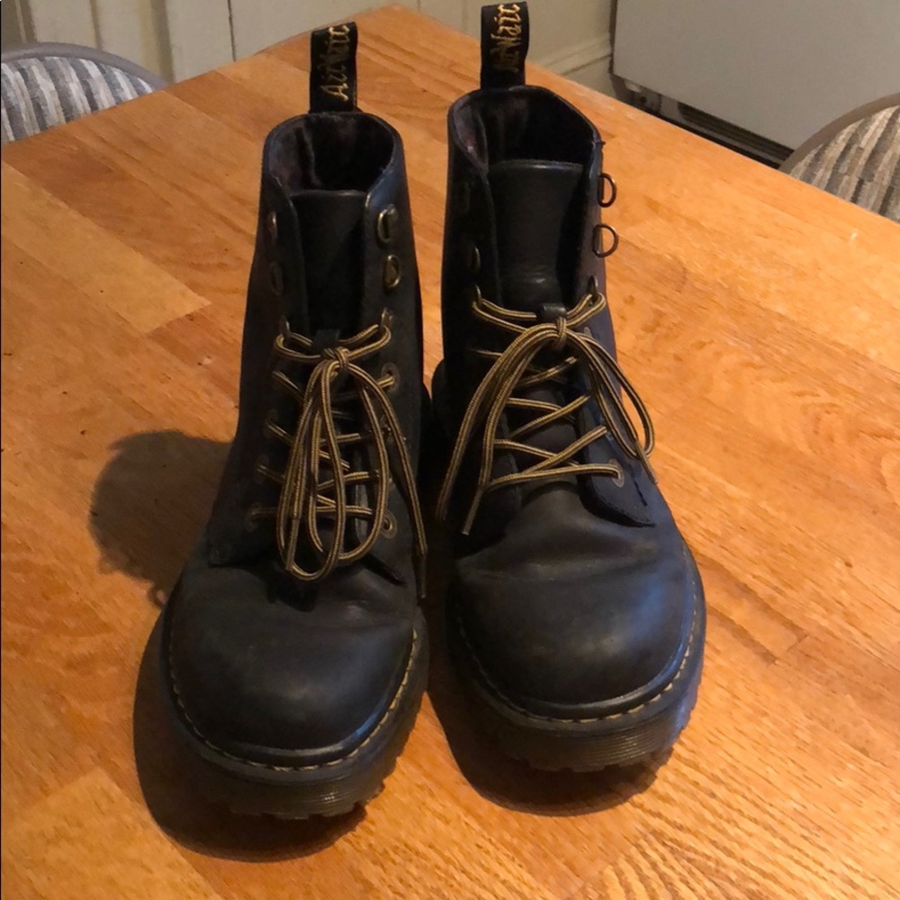 Matte Black Dr.Martens